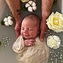 Ezio a rejoint le concours — aidez-le/la à gagner de superbes lots ! newborn, baby, infant, milky_bath, flowers, white_rose, cotton_flower, carnation, baby_wrapped, tattooed_hands, gentle_touch, peaceful, floating, soft_texture, closeup, portrait, skin, water, baby_smile, relaxation