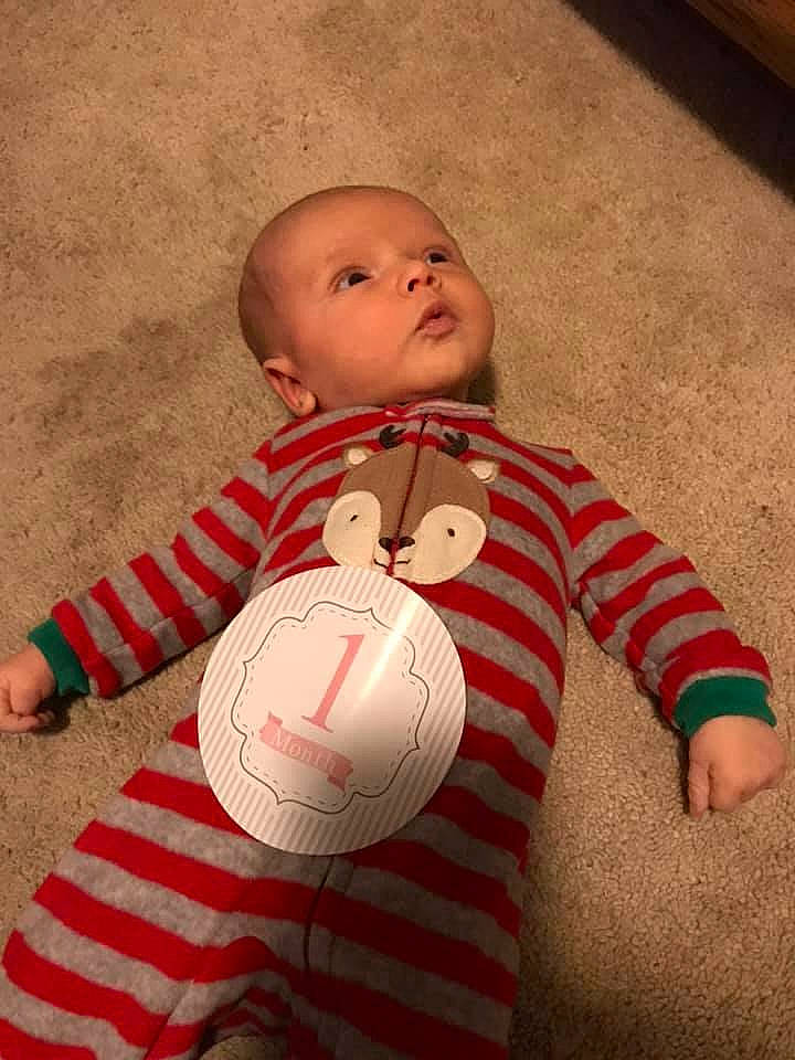 Kaomi is registered to the contest to win money with this photo: baby, child, christmas, person, toddler