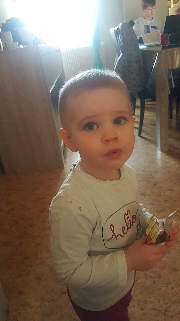 Timothé a rejoint le concours — aidez-le/la à gagner de superbes lots ! baby, cheek, child, face, forehead, head, person, skin, smile, toddler