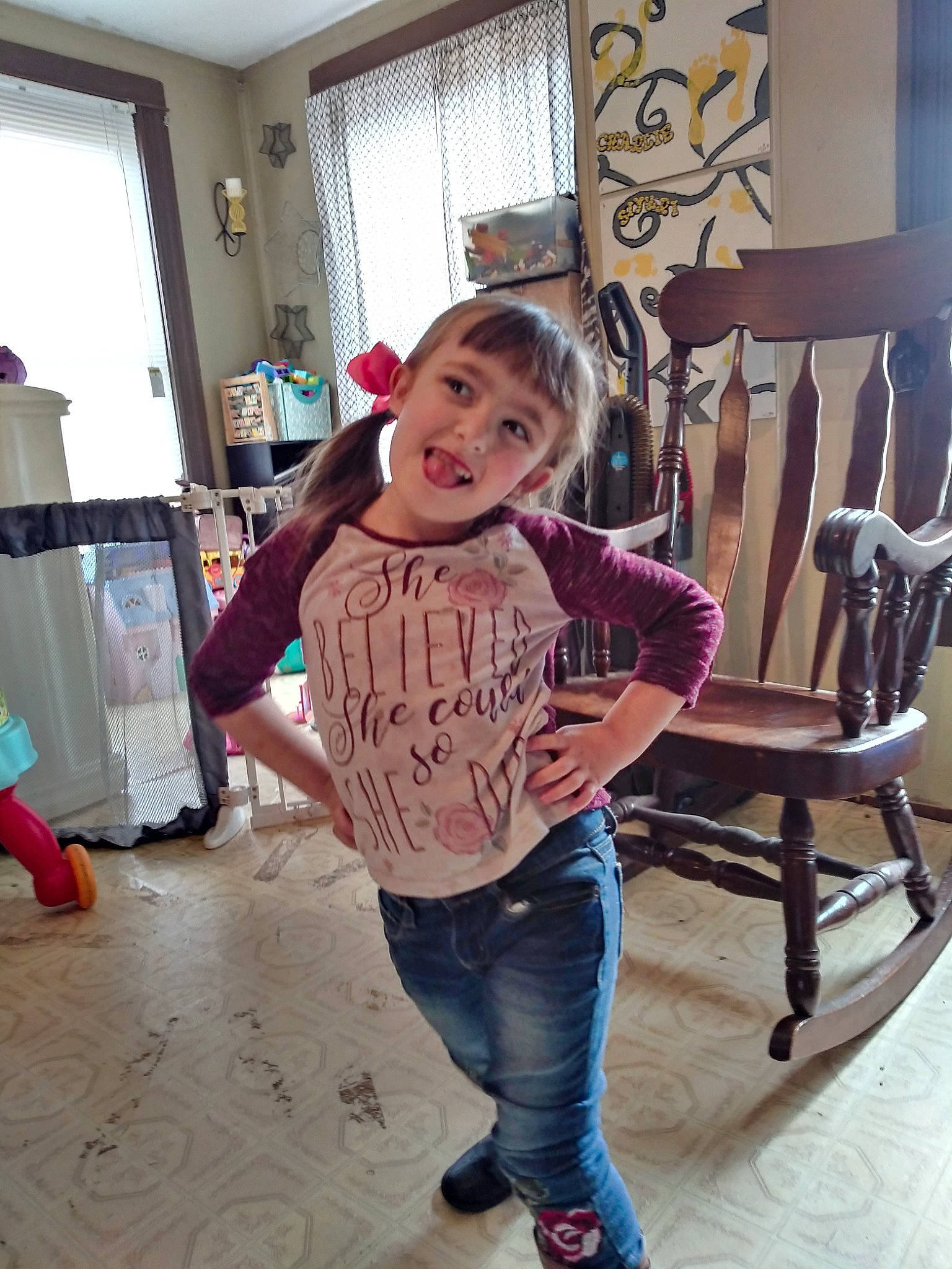 Siyuri is registered to the contest to win money with this photo: chair, child, denim, furniture, jeans, joint, joy, leg, outerwear, person, play, room, shoe, shoulder, sleeve, standing, t_shirt, toddler, top, vacation