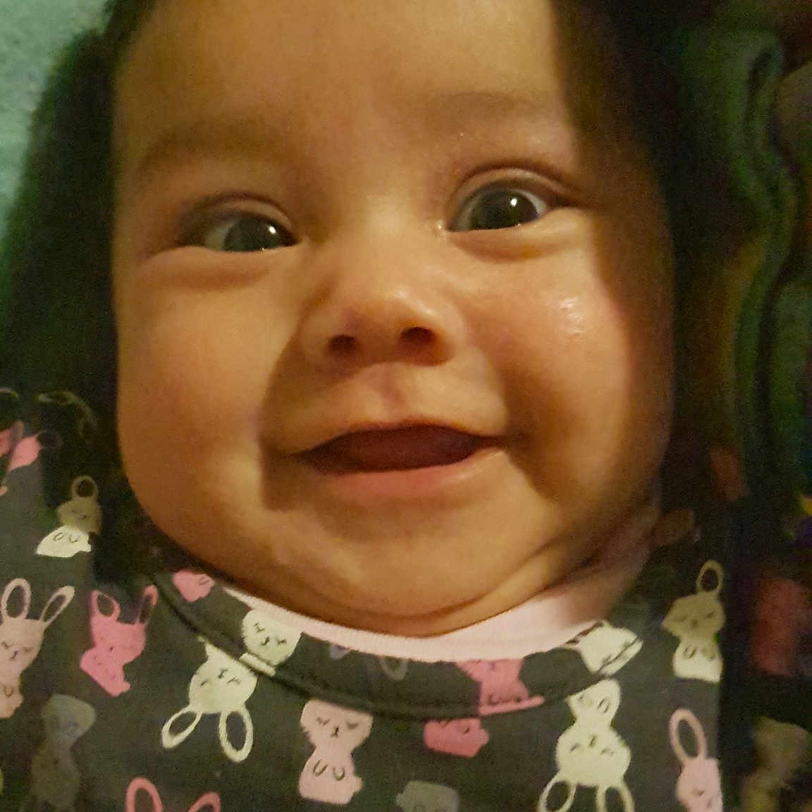 Lylia participe au concours pour gagner de l'argent avec cette photo : cheek, child, chin, emotion, eye, eyebrow, face, facial_expression, forehead, girl, head, infant, iris, joy, laughter, lip, mouth, nose, person, skin