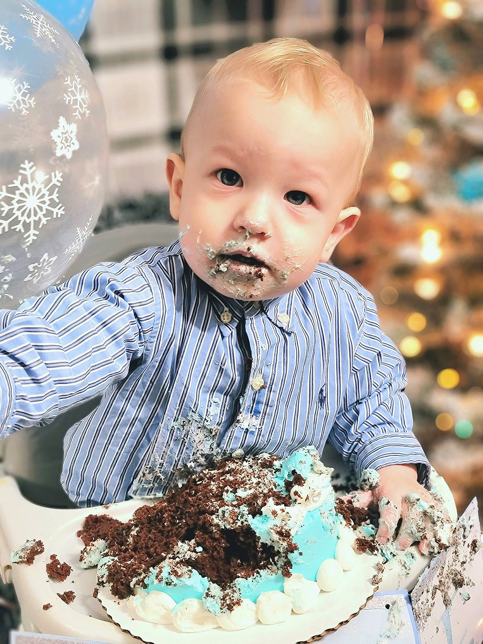 Emerson is registered to the contest to win money with this photo: birthday, birthday_cake, cake, cake_decorating, child, cream, cuisine, dessert, dish, event, food, frozen_dessert, happy, ingredient, kuchen, person, plate, recipe, sweetness, tableware