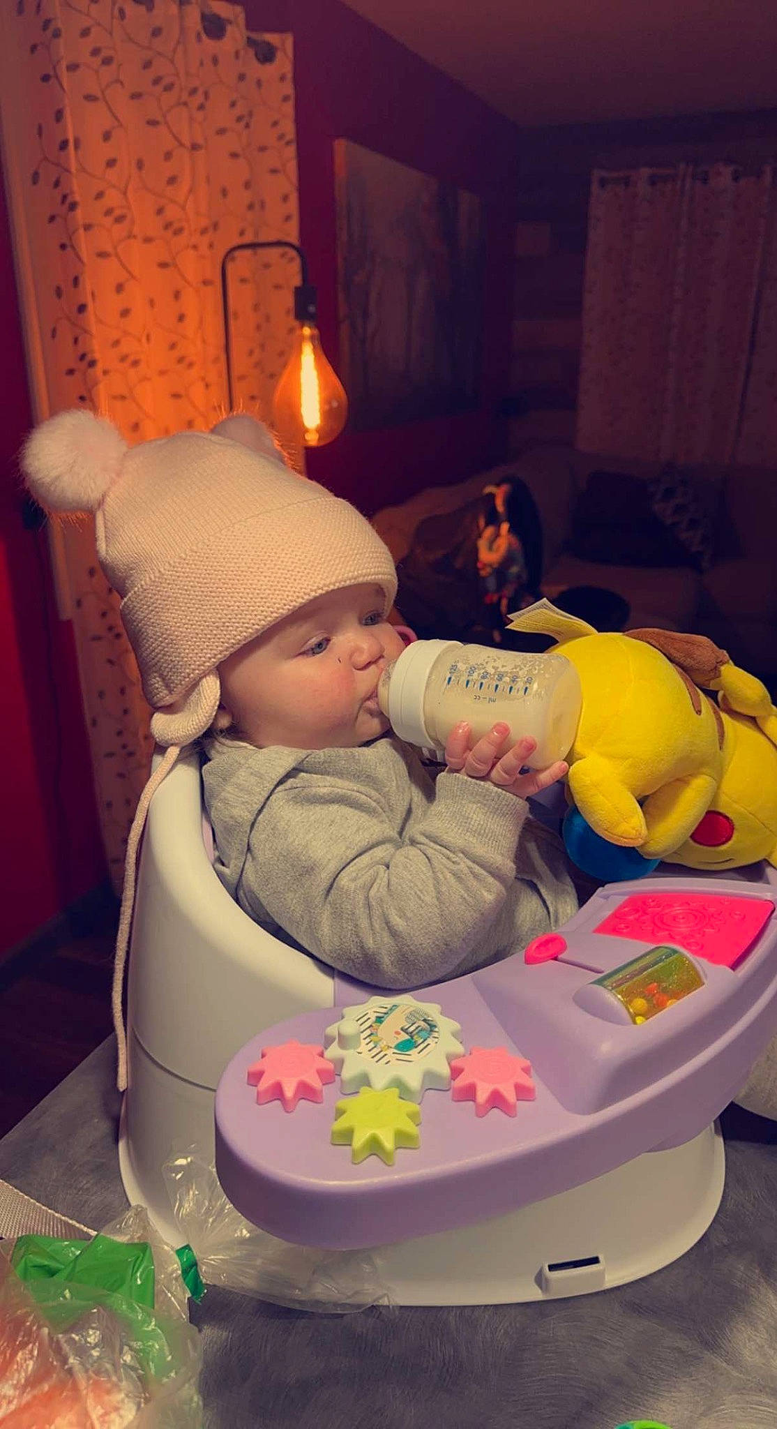 Maggie is registered to the contest to win money with this photo: baby, baby_products, baby_toddler_clothing, carmine, chair, child, comfort, event, fun, hat, headwear, holiday, lap, leisure, person, pink, play, recreation, room, sitting