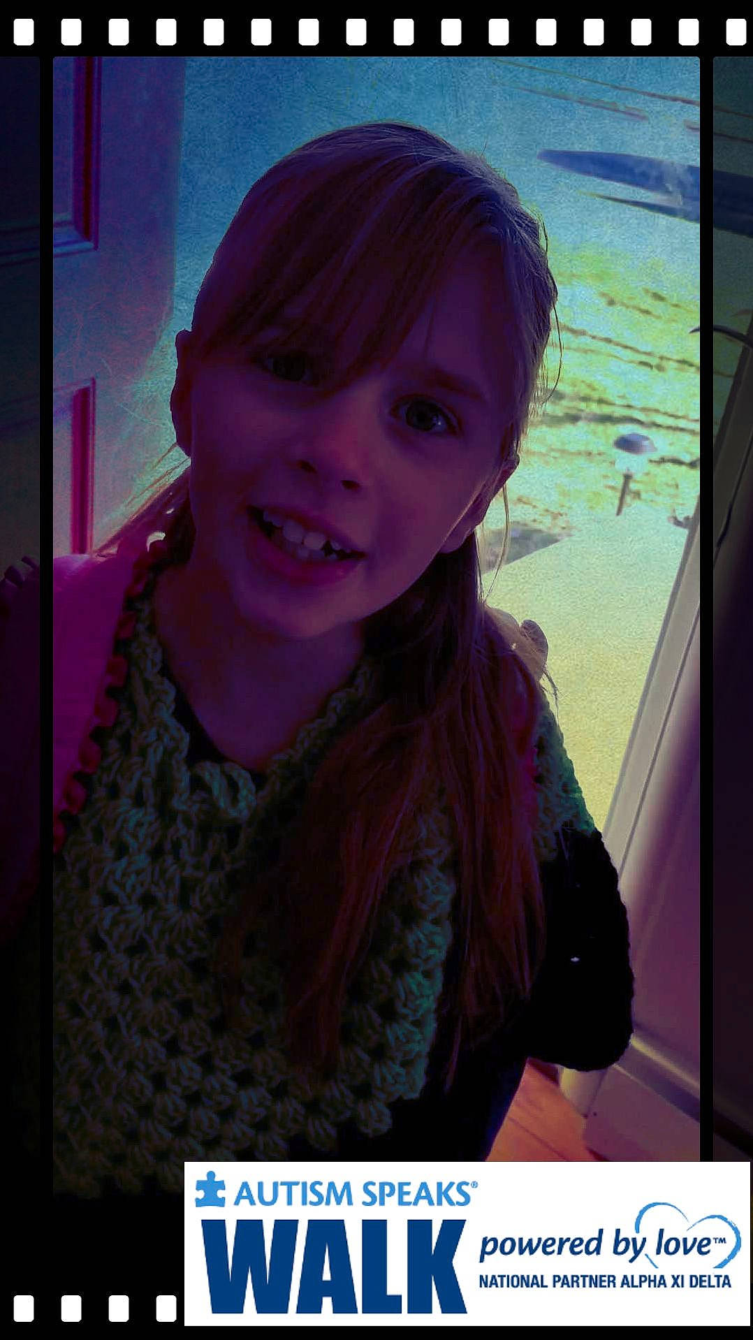 Lea is registered to the contest to win money with this photo: bangs, black_hair, brown_hair, face, forehead, hair, hair_coloring, hairstyle, jaw, joy, lip, long_hair, mouth, nose, person, photo_caption, photography, purple, selfie, smile