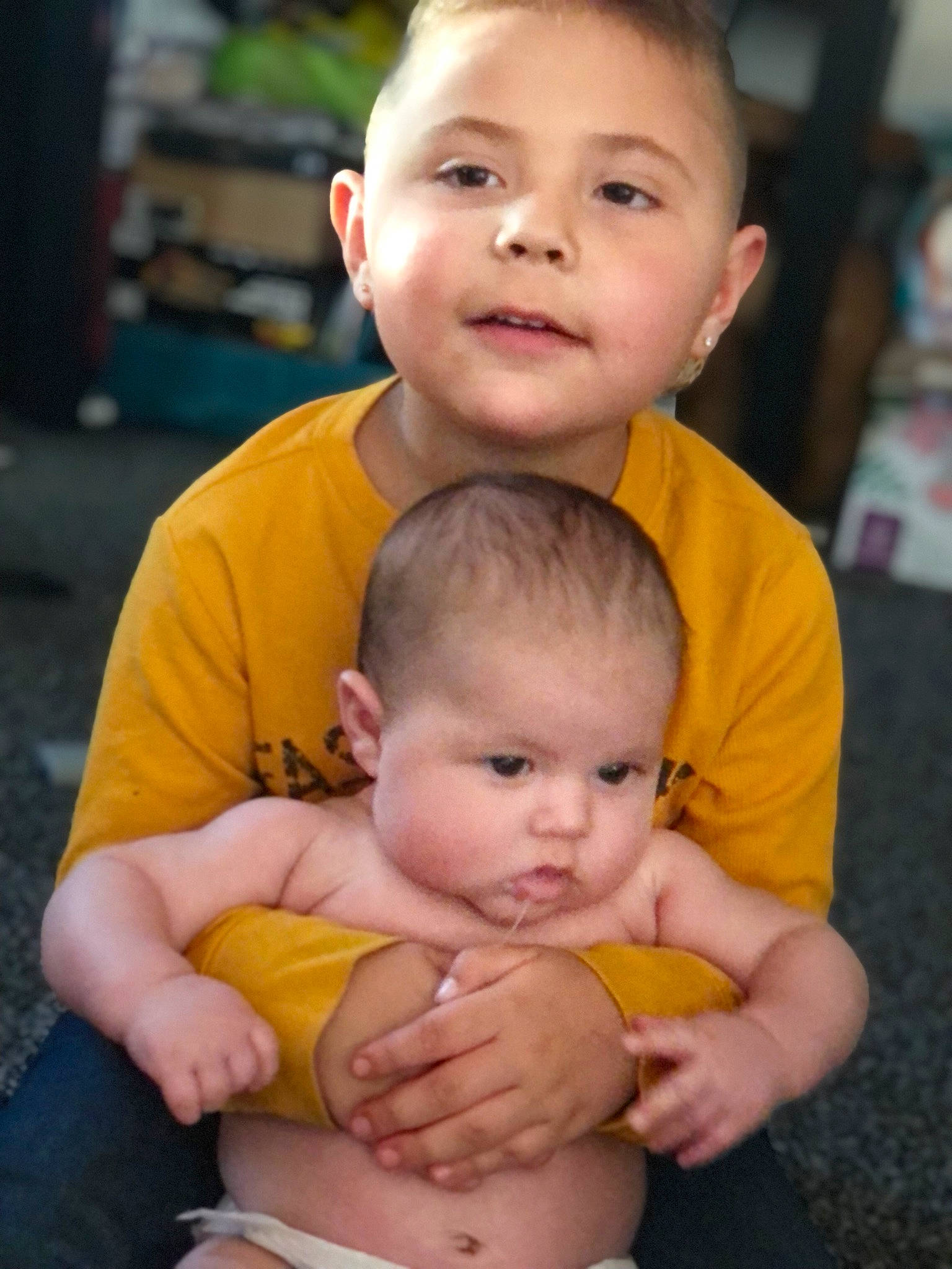 Anthony is registered to the contest to win money with this photo: arm, cheek, chin, eye, face, facial_expression, hair, hairstyle, hand, head, human, human_body, mouth, nose, organ, person, photograph, product, skin, smile