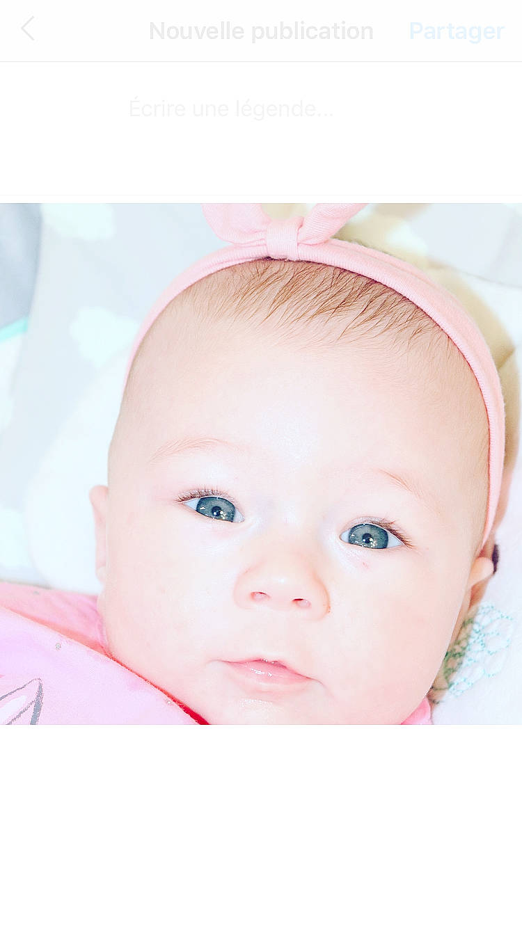 Romanne a rejoint le concours — aidez-le/la à gagner de superbes lots ! baby, baby_toddler_clothing, cheek, child, eyelash, fashion_accessory, hair_accessory, happy, iris, magenta, pattern, peach, person, pink, portrait_photography, toddler