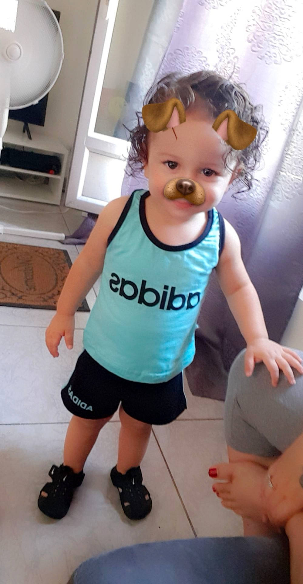 Rihana a rejoint le concours — aidez-le/la à gagner de superbes lots ! arm, baby, baby_toddler_clothing, child, leg, person, play, potty_training, sportswear, t_shirt, toddler