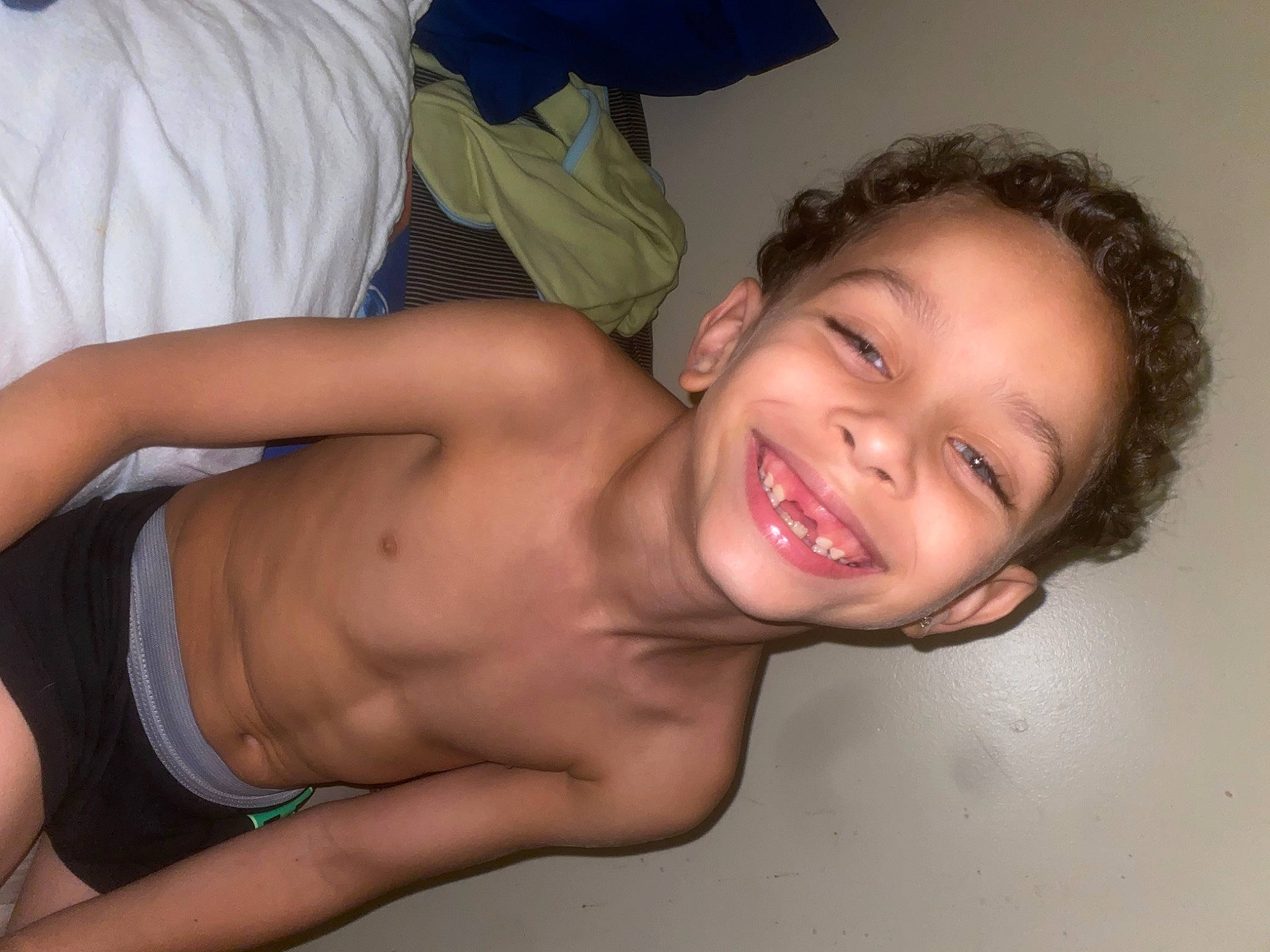 Gregory is registered to the contest to win money with this photo: arm, cheek, chin, eye, eyebrow, forehead, human_body, jaw, joint, joy, leg, lip, mouth, muscle, neck, nose, organ, person, shoulder, skin