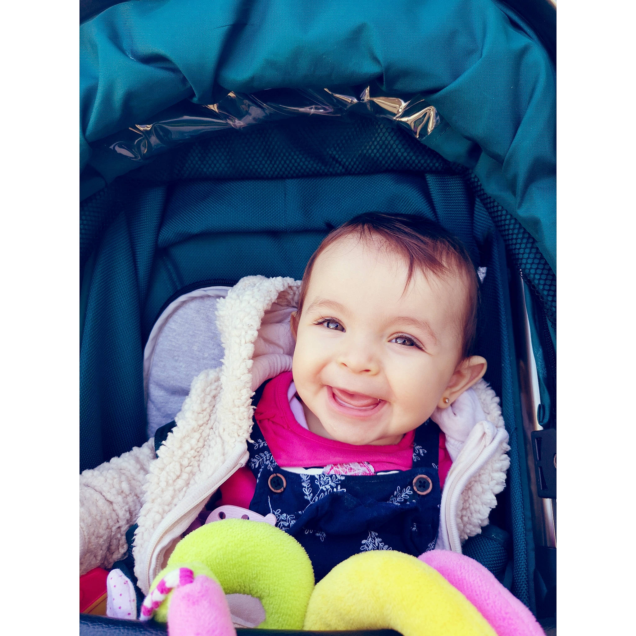 Emilie is registered to the contest to win money with this photo: baby, baby_carriage, baby_products, baby_toys, beauty, car_seat, cheek, child, cool, eye, face, head, joy, lip, person, pink, play, product, smile, snapshot