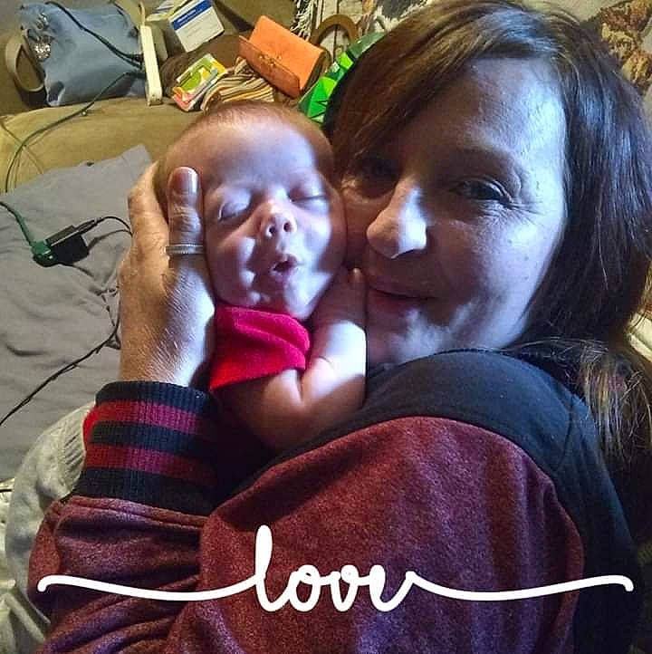 Kylin joined the competition — help win amazing prizes! adaptation, child, cool, friendship, fun, gesture, hand, happy, hug, human, interaction, love, nose, people, person, photo_caption, photography, selfie, smile, toddler