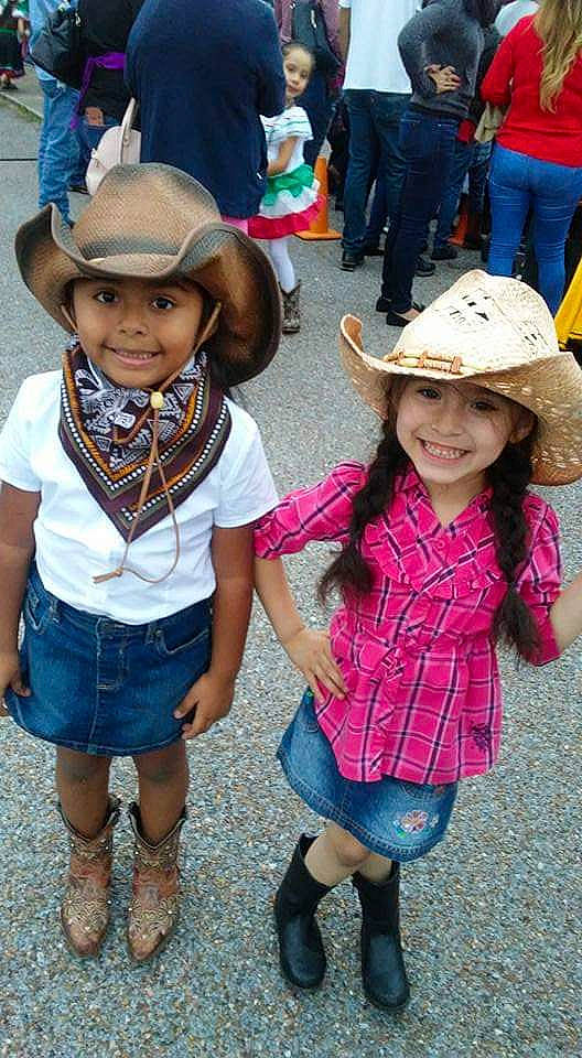 Yaretzi is registered to the contest to win money with this photo: child, cowboy, cowboy_hat, fashion_accessory, fedora, fun, hat, headgear, headwear, joy, person, style, sun_hat, toddler