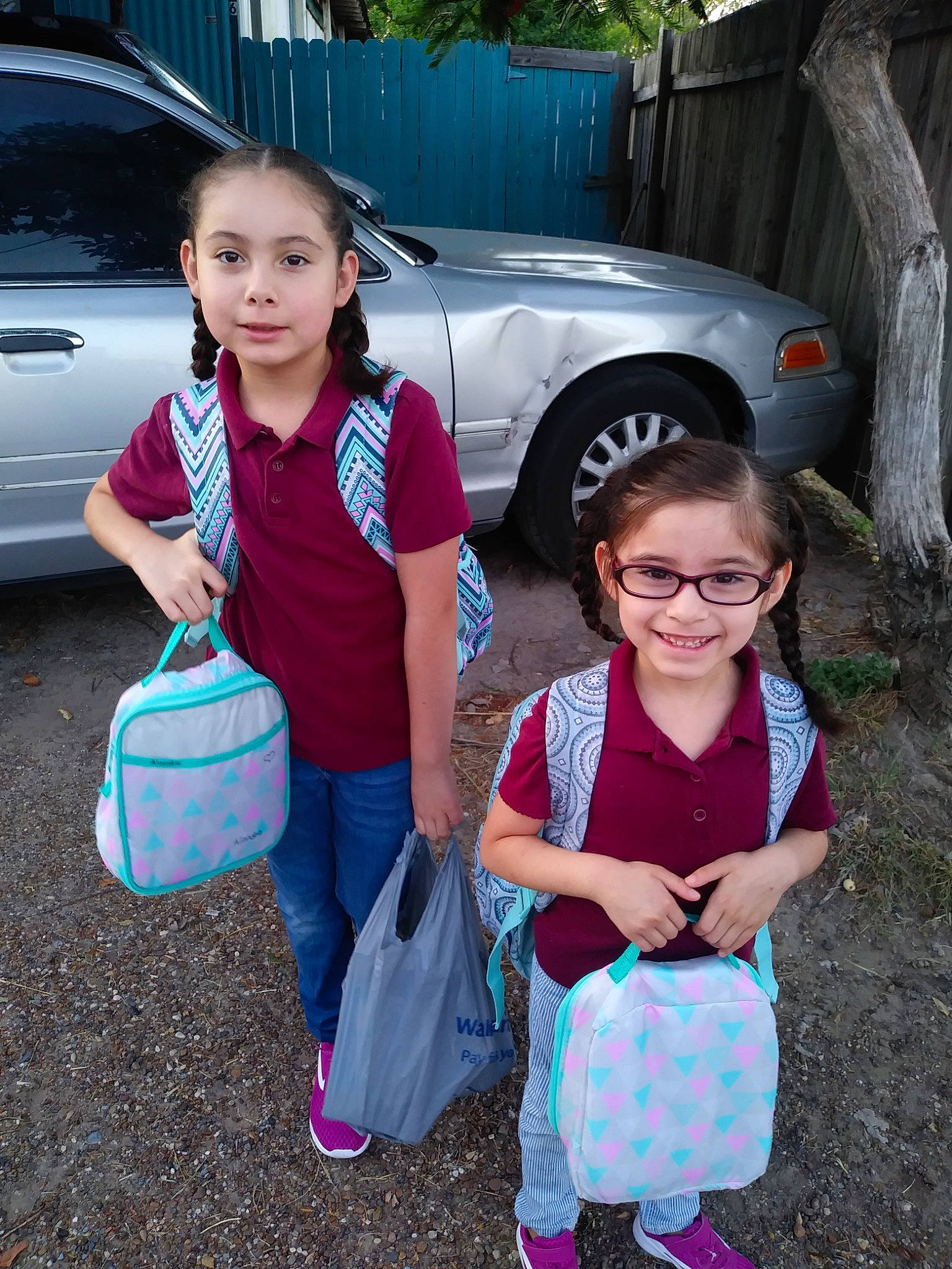 Yaretzi is registered to the contest to win money with this photo: car, child, city_car, family_car, joy, luxury_vehicle, minivan, people, person, smile, subcompact_car, travel, vacation, vehicle