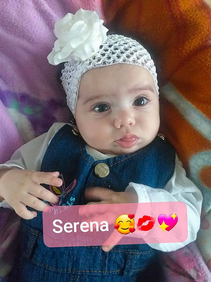 Serena participe au concours pour gagner de l'argent avec cette photo : baby, baby_products, baby_toddler_clothing, beanie, bonnet, cheek, child, child_model, costume, costume_accessory, hair_accessory, headband, headgear, headpiece, headwear, knit_cap, lip, person, toddler