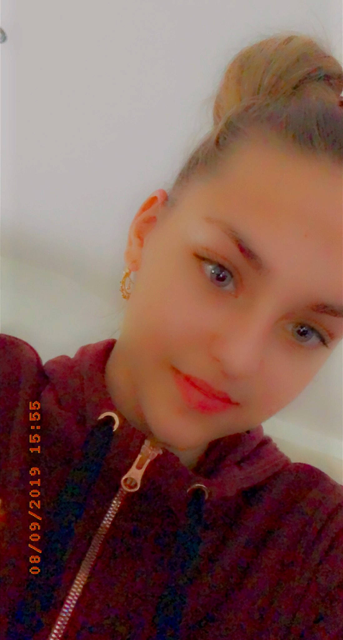 Kimmy a rejoint le concours — aidez-le/la à gagner de superbes lots ! beauty, blond, cheek, child, chin, ear, eye, eyebrow, face, forehead, hair, hair_coloring, hairstyle, head, jaw, lip, mouth, neck, nose, person