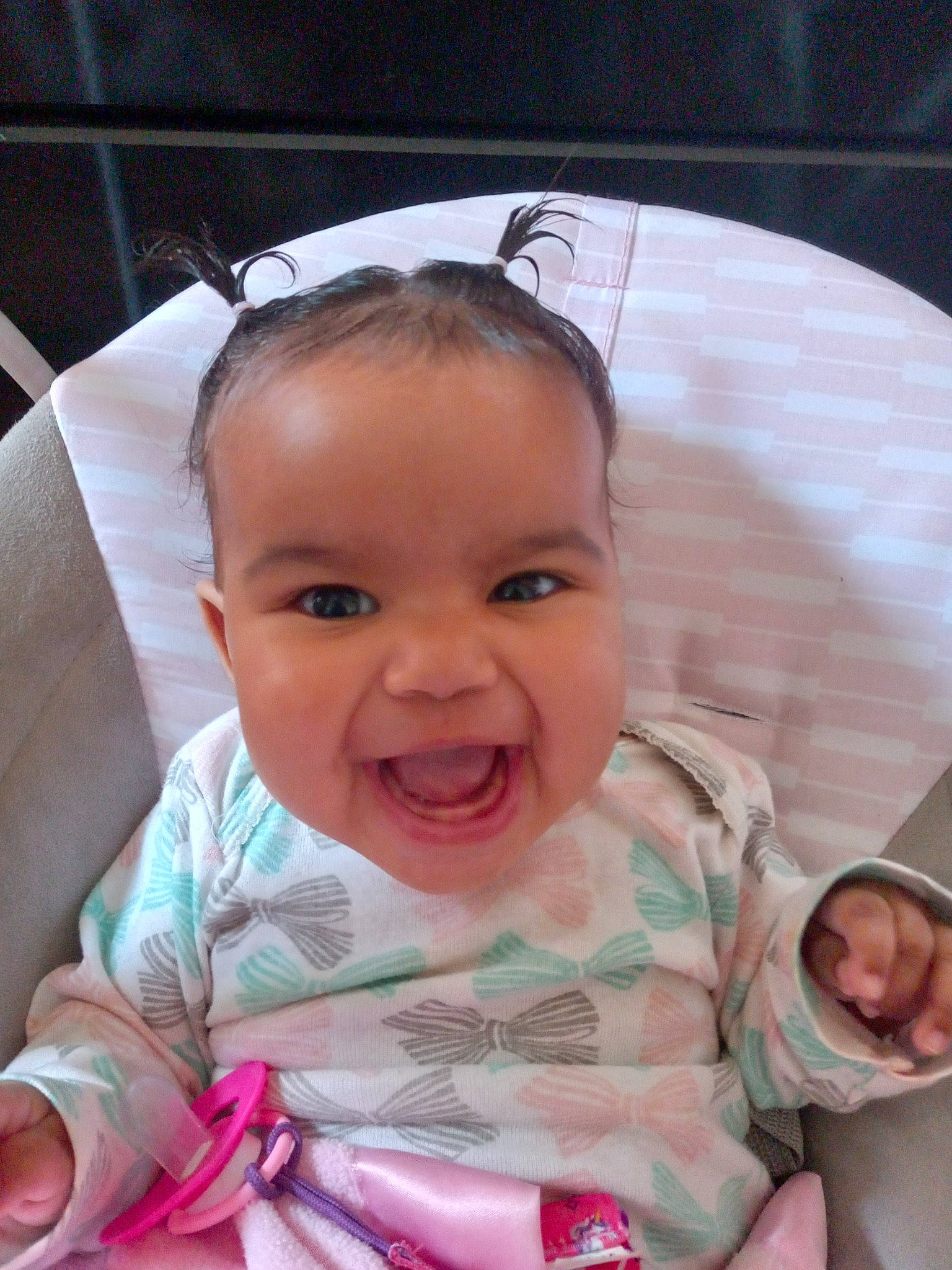 Lynaeah is registered to the contest to win money with this photo: baby, baby_toddler_clothing, cheek, chin, comfort, ear, eyebrow, eyelash, face, hair, happy, infant_bed, iris, lip, mouth, nose, person, pink, skin, smile