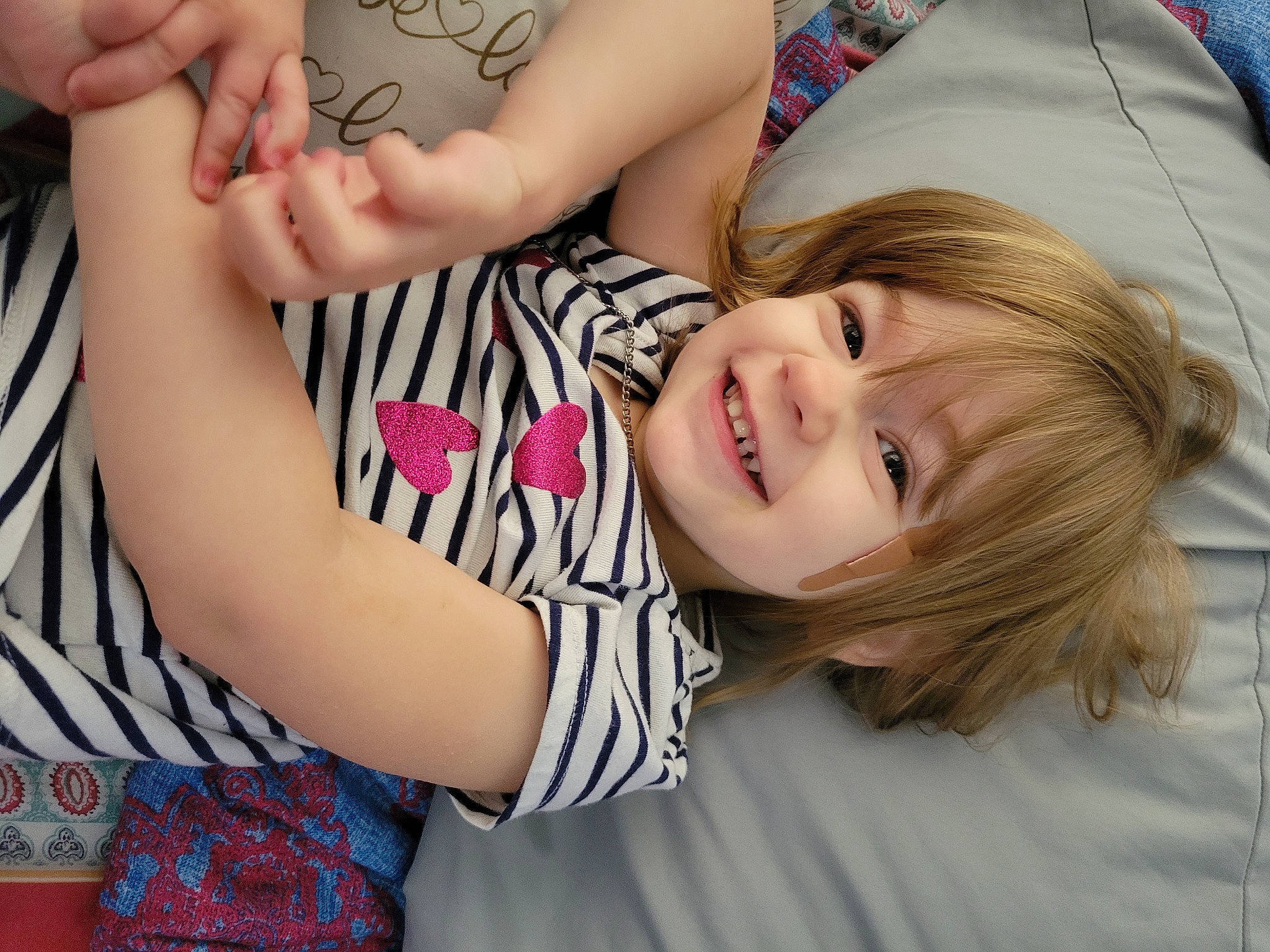 Leelah is registered to the contest to win money with this photo: arm, comfort, dress, eye, eyelash, finger, gesture, hairstyle, hand, happy, hat, human, human_body, joy, lip, mouth, muscle, organ, person, shoulder