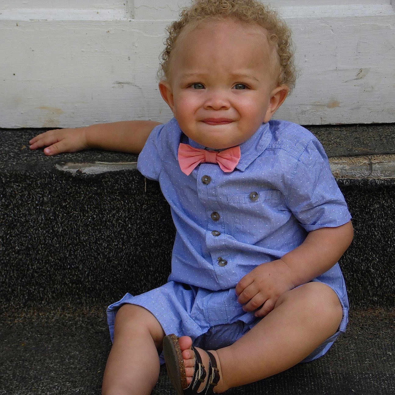 Laken is registered to the contest to win money with this photo: baby, baby_toddler_clothing, cheek, child, joy, leg, person, sitting, skin, smile, toddler