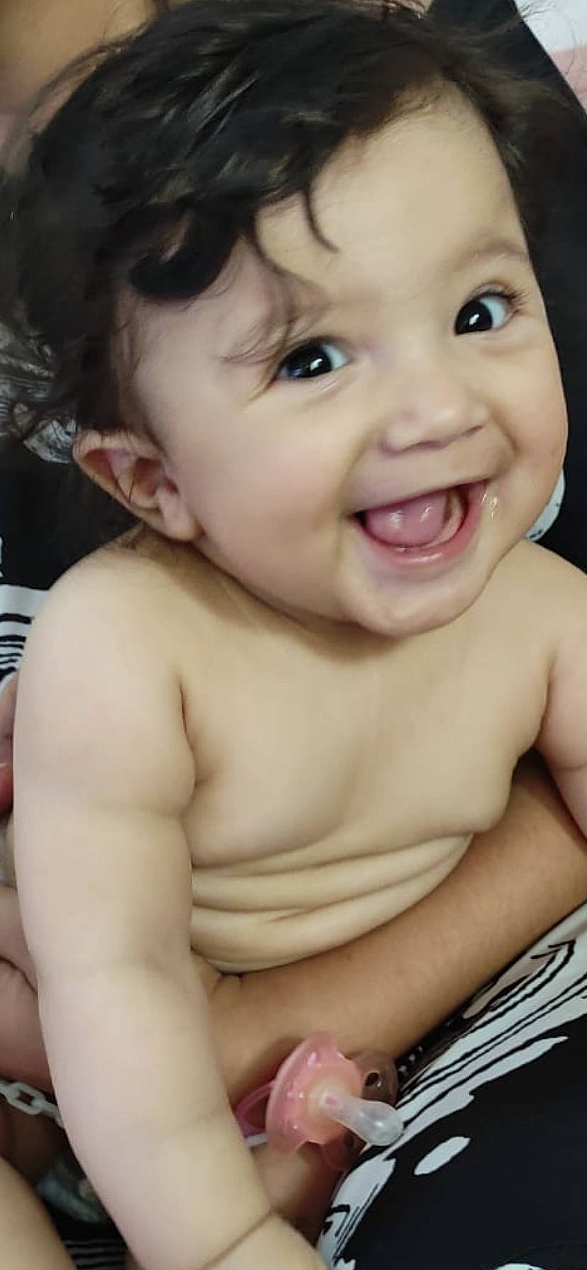 Déva a rejoint le concours — aidez-le/la à gagner de superbes lots ! cheek, chin, ear, eye, eyebrow, eyelash, facial_expression, forehead, hair, hairstyle, iris, jaw, joy, lip, mouth, muscle, neck, nose, organ, person