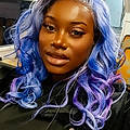 Auna M.