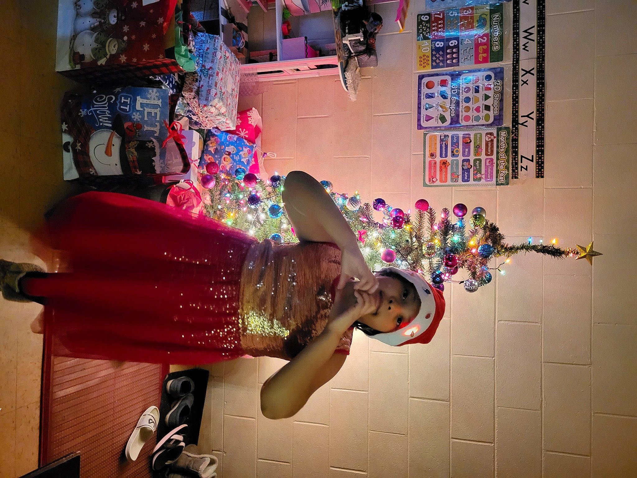 Fatima joined the competition — help win amazing prizes! art, entertainment, event, fashion_design, flooring, fun, headwear, human_leg, magenta, performance_art, performing_arts, person, pink, room, sandal, thigh, visual_arts, wrist