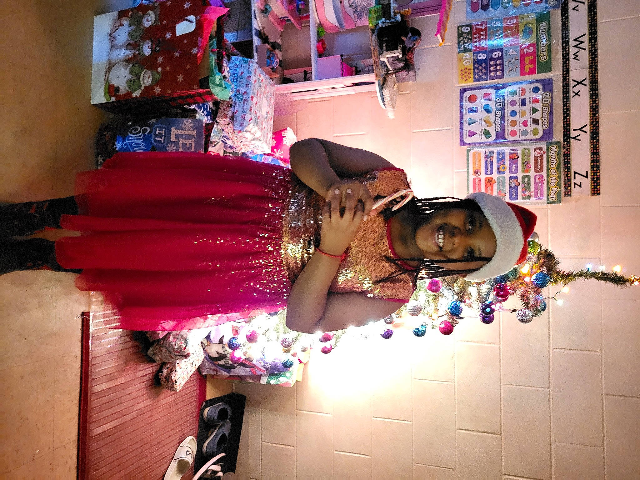 Asia Wynn joined the competition — help win amazing prizes! art, event, eyewear, fashion_accessory, fashion_design, flesh, fun, happy, headwear, human_leg, joy, magenta, pattern, person, pink, purple, room, textile, thigh, visual_arts