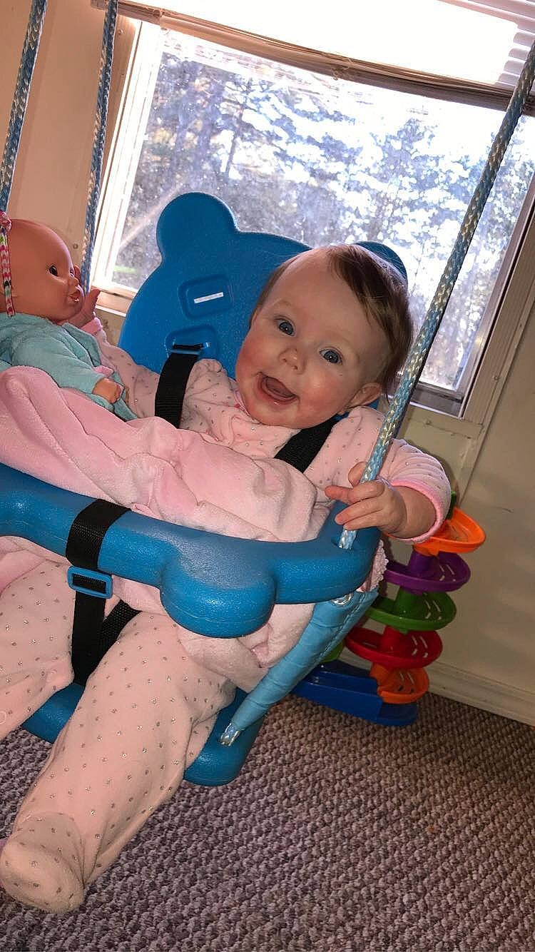 Macy is registered to the contest to win money with this photo: arm, child, leg, person, thigh, toddler