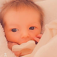 Mötley Page-Marie is registered to the contest to win money with this photo: baby, bed, blanket, bodypart, couch, crib, doll, face, finger, furniture, hand, happy, head, infantbed, newborn, person, photography, portrait, smile, toy