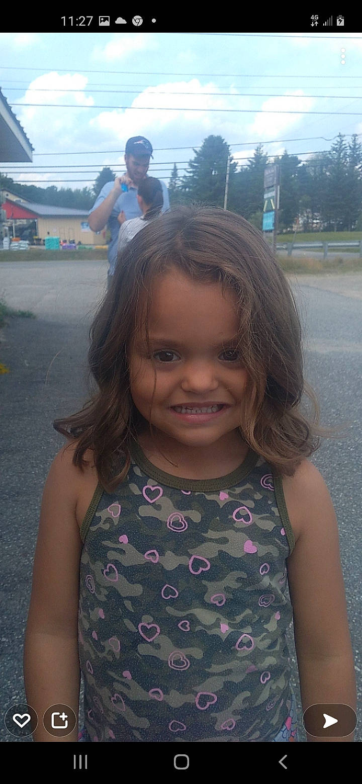 Kenleigh joined the competition — help win amazing prizes! chin, facial_expression, forehead, fun, hair, hairstyle, happy, head, iris, joy, leaf, mouth, organ, person, photograph, skin, sky, smile, standing, travel