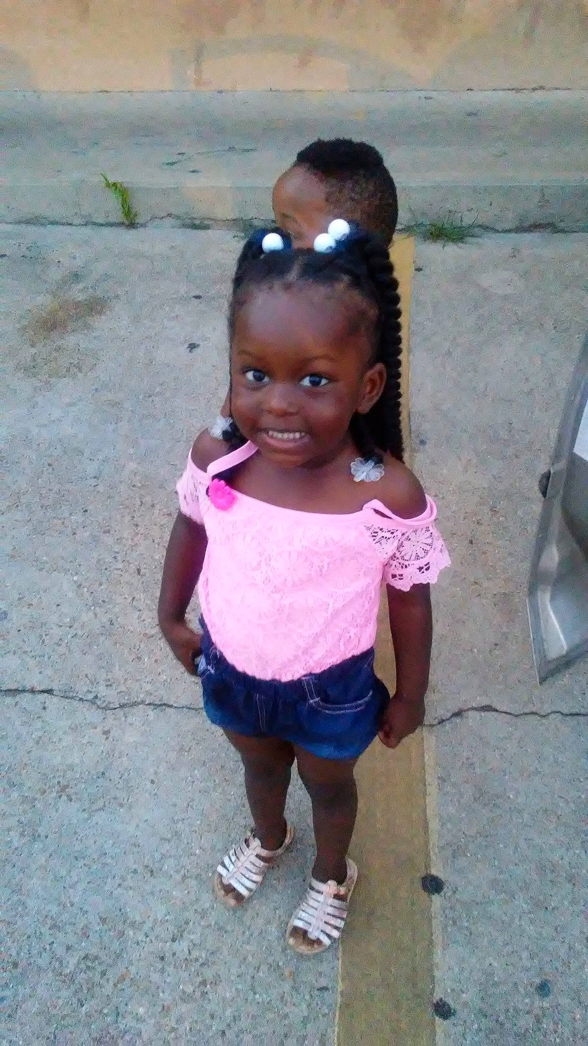 Paislee is registered to the contest to win money with this photo: black_hair, child, hair, hairstyle, joy, person, skin, smile, toddler