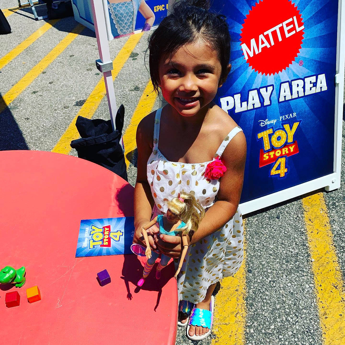 Adrianna is registered to the contest to win money with this photo: advertising, child, cool, fun, happy, joy, person, play, smile, summer, vacation, world