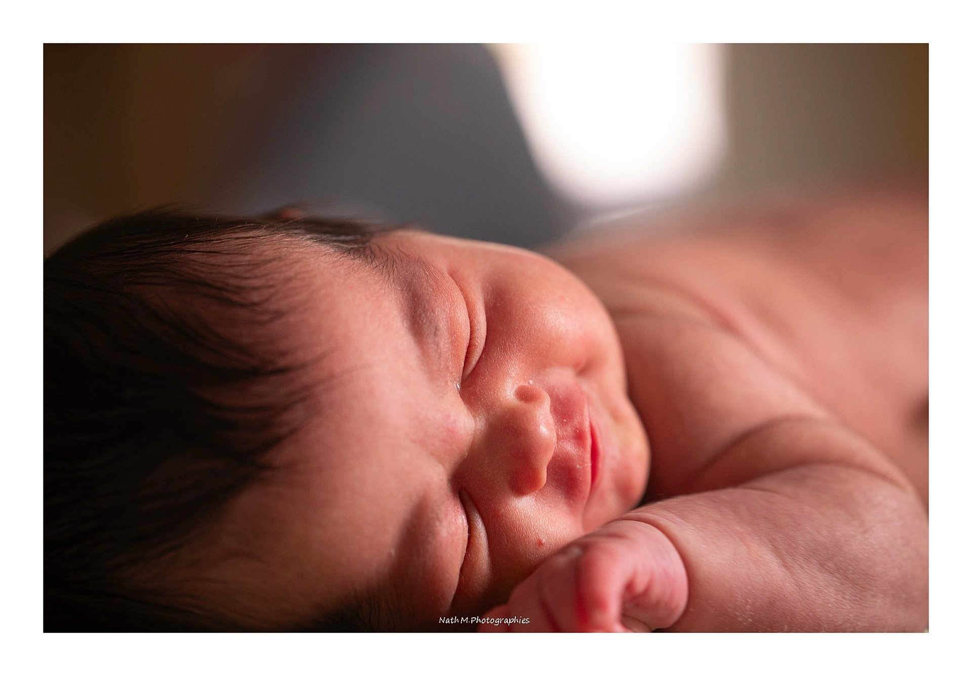 Alyzéa a rejoint le concours — aidez-le/la à gagner de superbes lots ! newborn, baby, sleeping, closeup, face, skin, peaceful, infant, portrait, soft_light, natural_light, cute, resting, child, newborn_baby, tiny_hand, sleep, fresh, calm, young