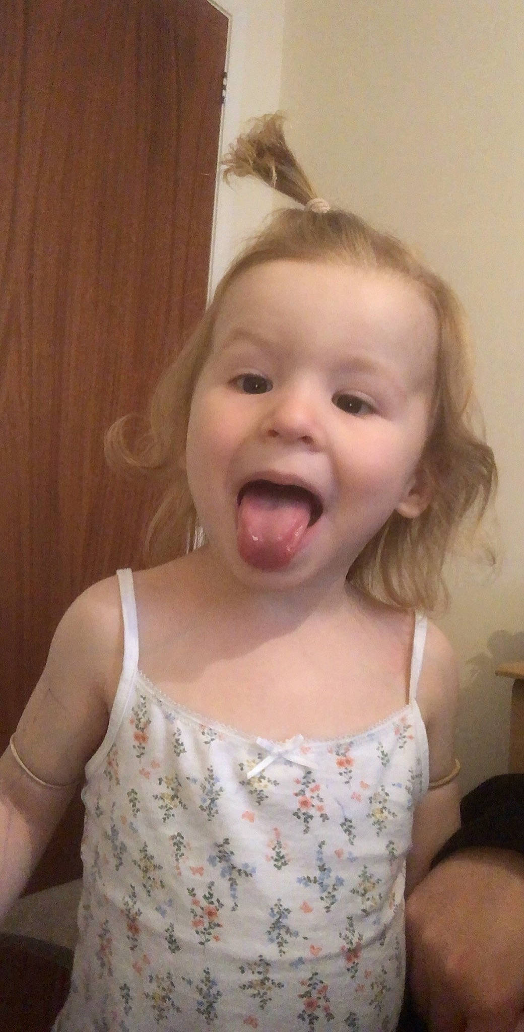 Aria-rose is registered to the contest to win money with this photo: baby, baby_laughing, baby_making_funny_faces, cheek, child, ear, face, facial_expression, hair, head, laugh, lip, mouth, neck, nose, person, skin, smile, toddler, tooth