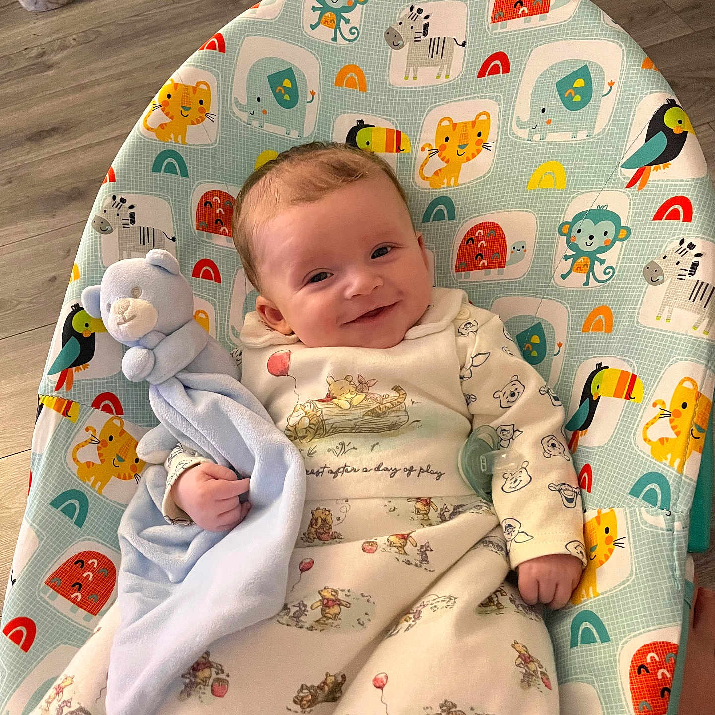 Hugo is registered to the contest to win money with this photo: animal, baby, bed, bird, blanket, crib, cushion, face, furniture, happy, head, homedecor, infantbed, newborn, penguin, person, photography, portrait, quilt, smile