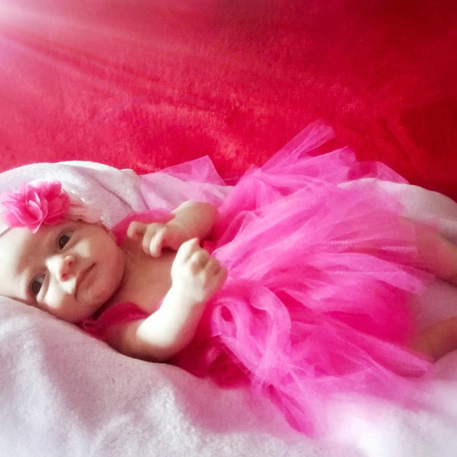 Lya a rejoint le concours — aidez-le/la à gagner de superbes lots ! baby, bedtime, child, nap, photography, pink, sleep, toddler
