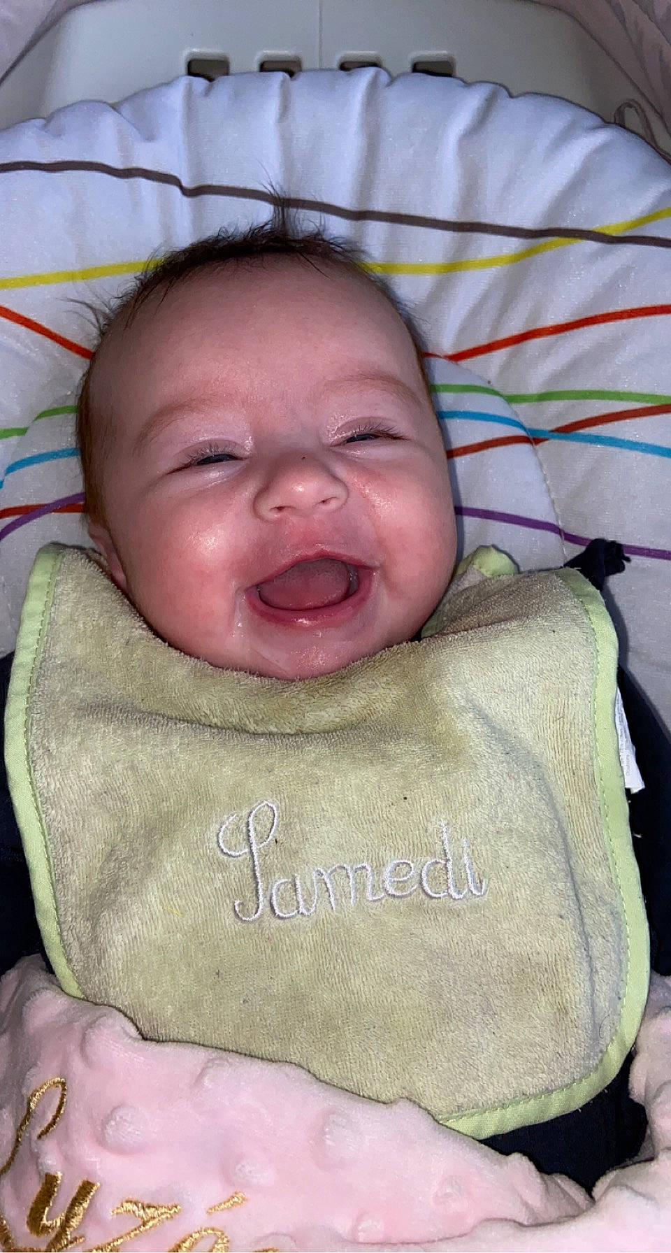 Lyzéa a rejoint le concours — aidez-le/la à gagner de superbes lots ! baby, cheek, chin, comfort, eye, eyebrow, face, happy, head, iris, lip, mammal, mouth, nose, person, pink, skin, smile, textile, toddler