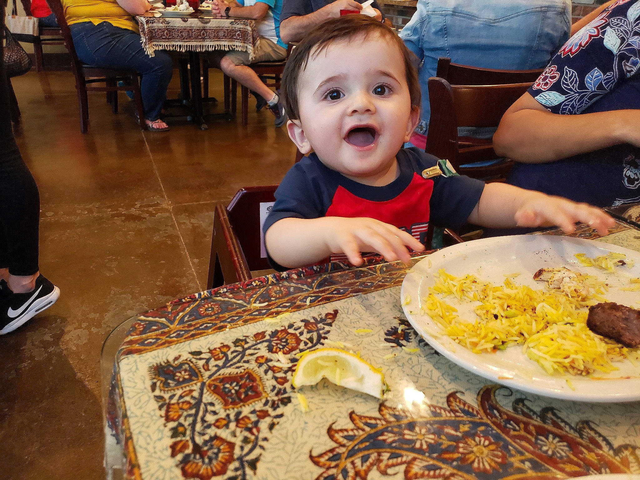 Yusuf is registered to the contest to win money with this photo: child, comfort_food, cuisine, dish, eating, food, lunch, meal, person