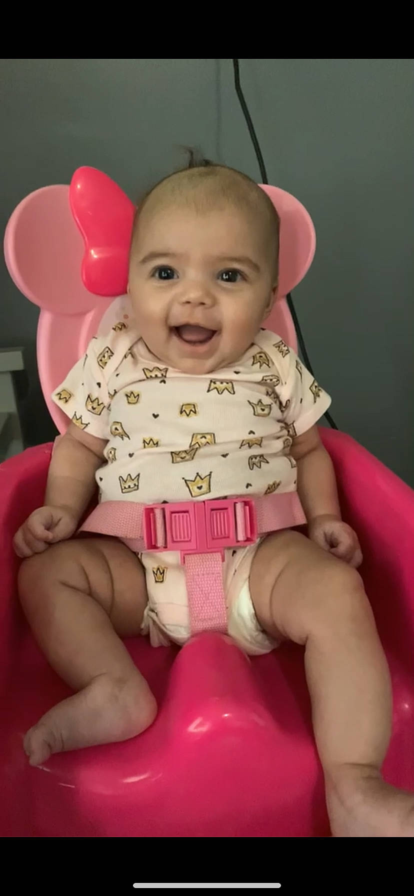 Thailynn is registered to the contest to win money with this photo: arm, baby, baby_toddler_clothing, cheek, child, finger, happy, head, human_body, knee, lip, magenta, person, pink, purple, red, skin, sleeve, smile, thigh