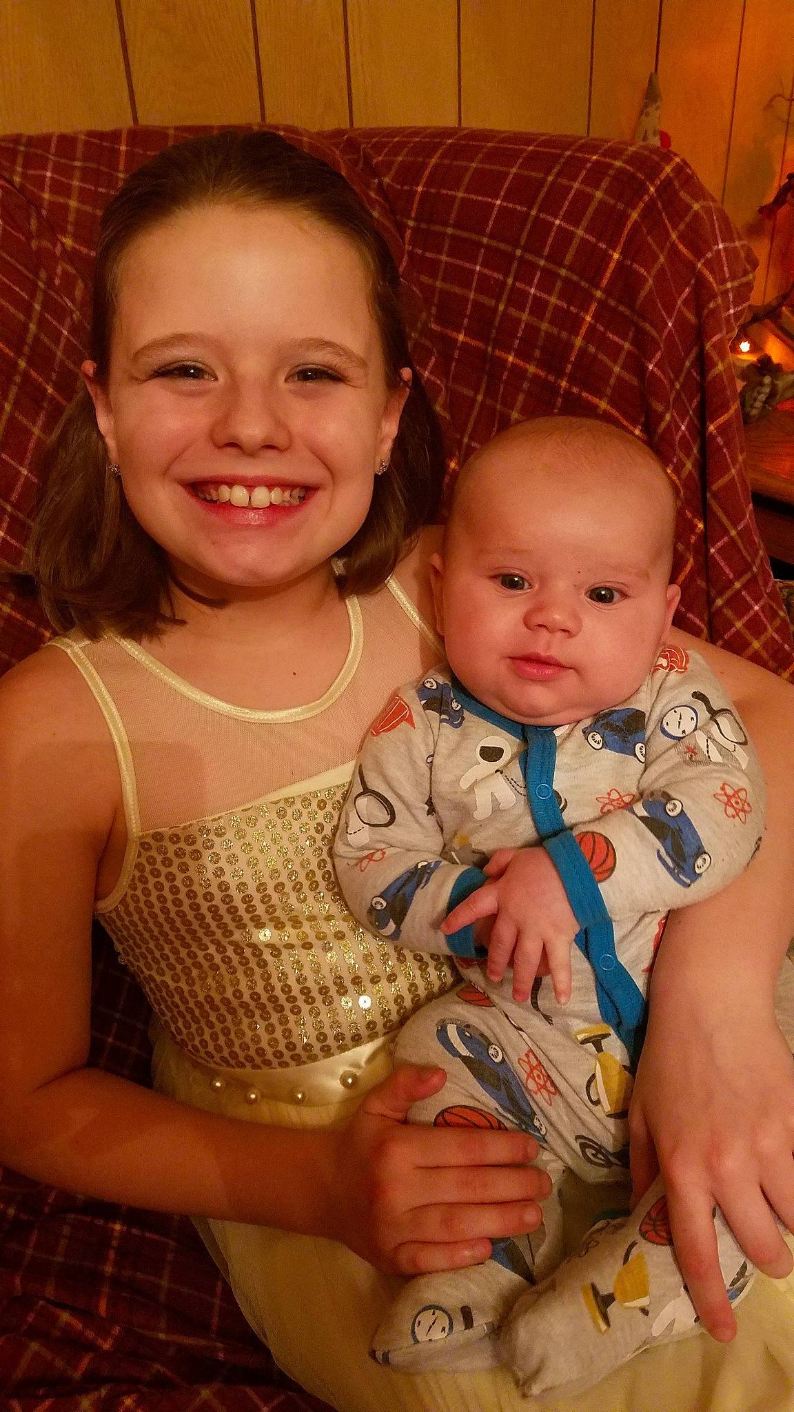 Carleigh joined the competition — help win amazing prizes! baby, child, iris, joy, people, person, sibling, skin, smile, toddler