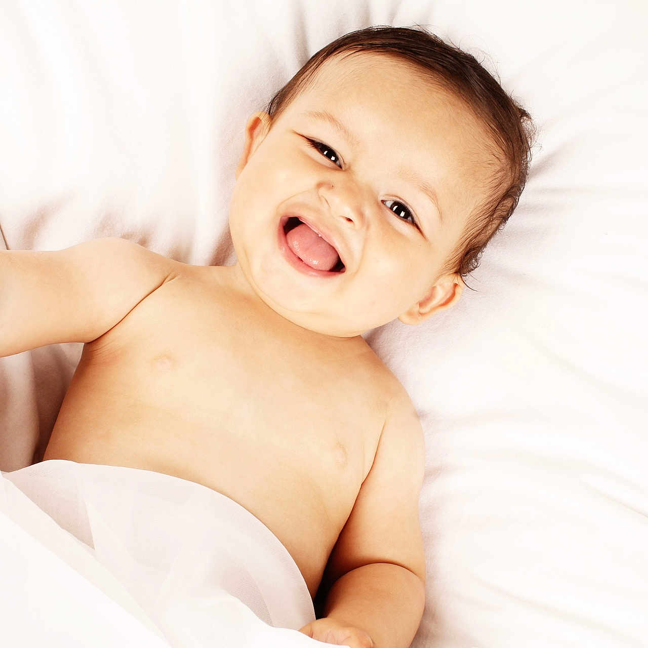 Niko is registered to the contest to win money with this photo: baby, babylaughing, face, happy, head, laughing, person, photography, portrait, smile