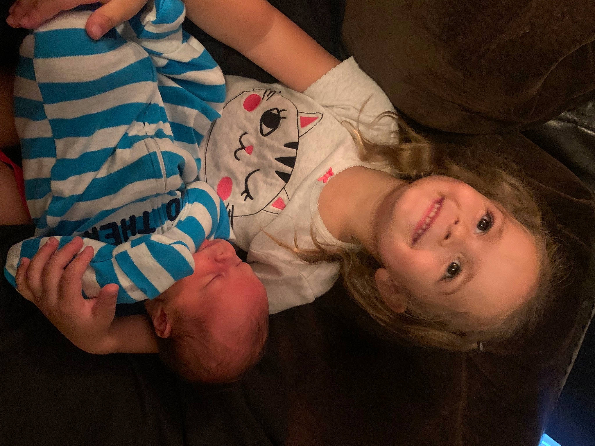 Aria is registered to the contest to win money with this photo: abdomen, baby, cheek, chest, child, comfort, elbow, flash_photography, gesture, happy, human_body, human_leg, joy, mouth, muscle, nose, person, skin, smile, thigh