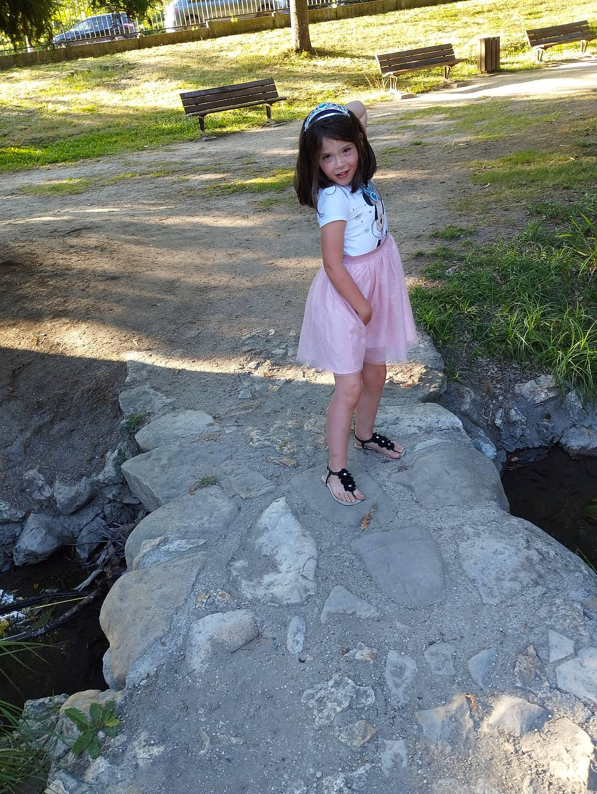 Liana a rejoint le concours — aidez-le/la à gagner de superbes lots ! asphalt, beauty, concrete, dress, fun, grass, human_leg, joy, landscape, leisure, people_in_nature, person, plant, road_surface, rock, shadow, sidewalk, sitting, soil, tints_and_shades