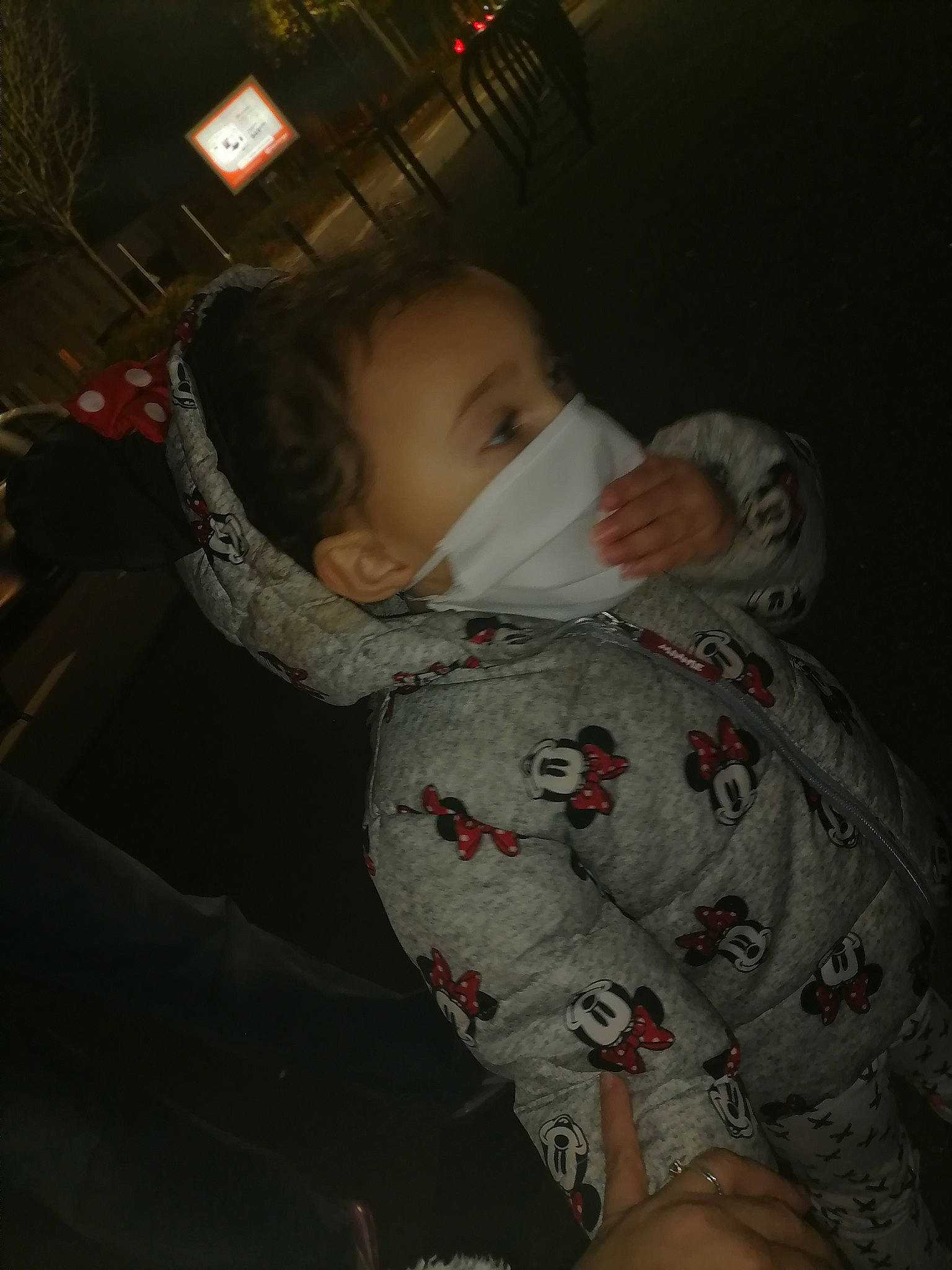 Sheyana a rejoint le concours — aidez-le/la à gagner de superbes lots ! arm, baby, cheek, child, darkness, nose, person, skin, sleep, toddler