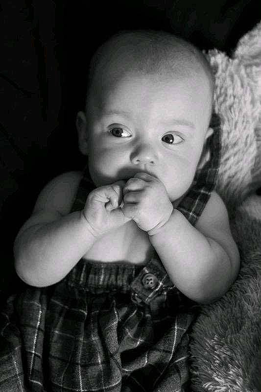 Galaxy is registered to the contest to win money with this photo: baby, baby_toddler_clothing, black_and_white, cheek, child, ear, eyebrow, finger, flash_photography, gesture, hand, happy, iris, lip, monochrome, monochrome_photography, mouth, nose, person, skin
