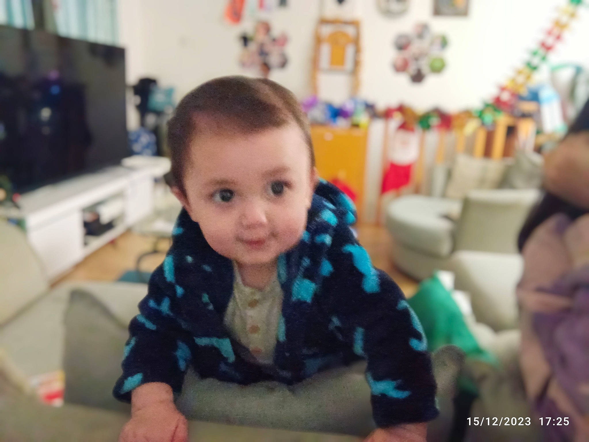 Alfredo is registered to the contest to win money with this photo: baby, child, event, flooring, fun, happy, kindergarten, learning, leisure, party, person, play, room, sitting, smile, t_shirt, toddler, vacation, wood