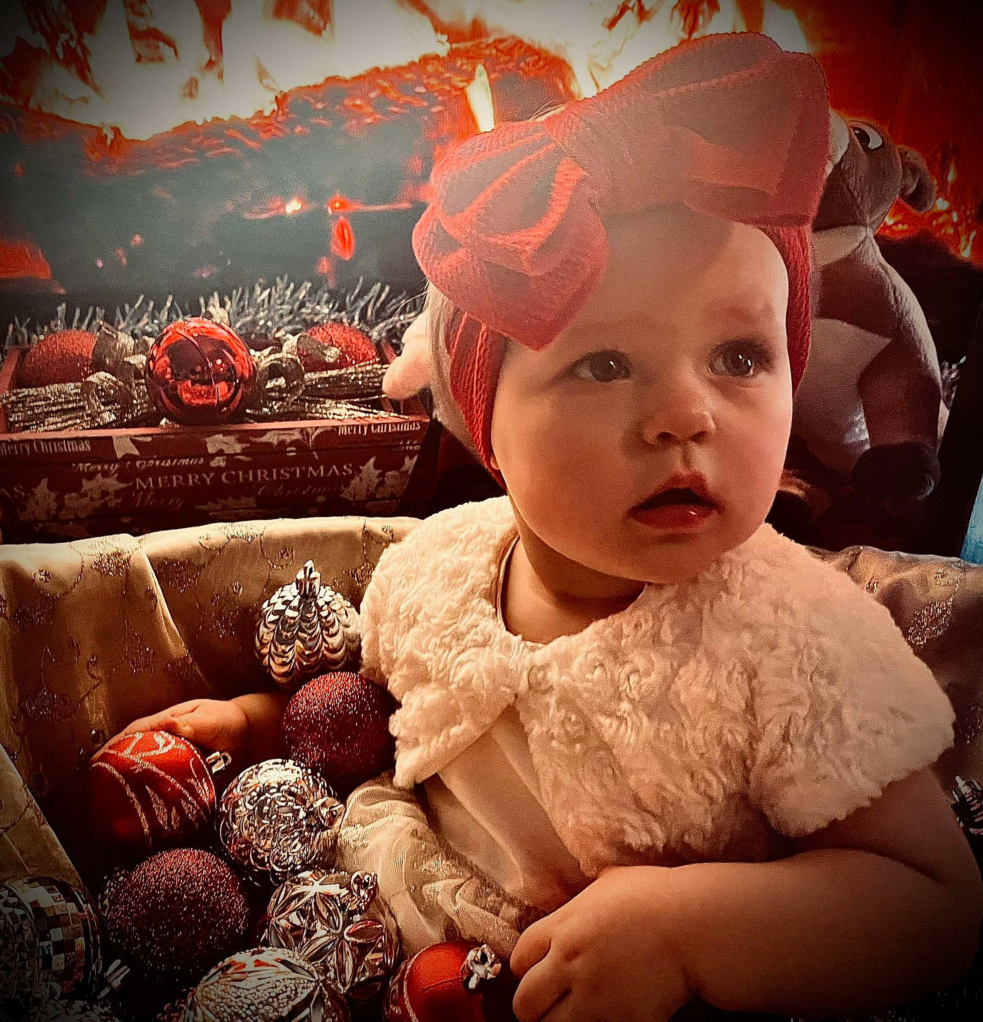 Maizie is registered to the contest to win money with this photo: art, baby, baby_toddler_clothing, child, costume_hat, event, eye, fashion_accessory, flash_photography, fruit, happy, headband, headpiece, natural_foods, pattern, peach, person, portrait_photography, room, sweetness
