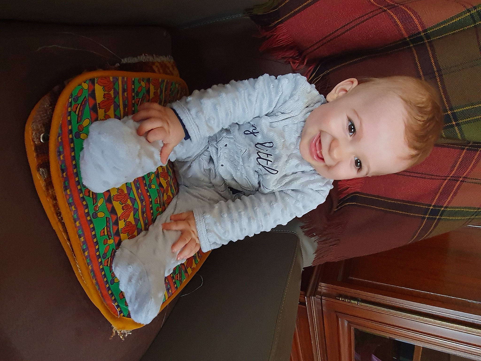 Evann a rejoint le concours — aidez-le/la à gagner de superbes lots ! baby, child, joy, person, toddler