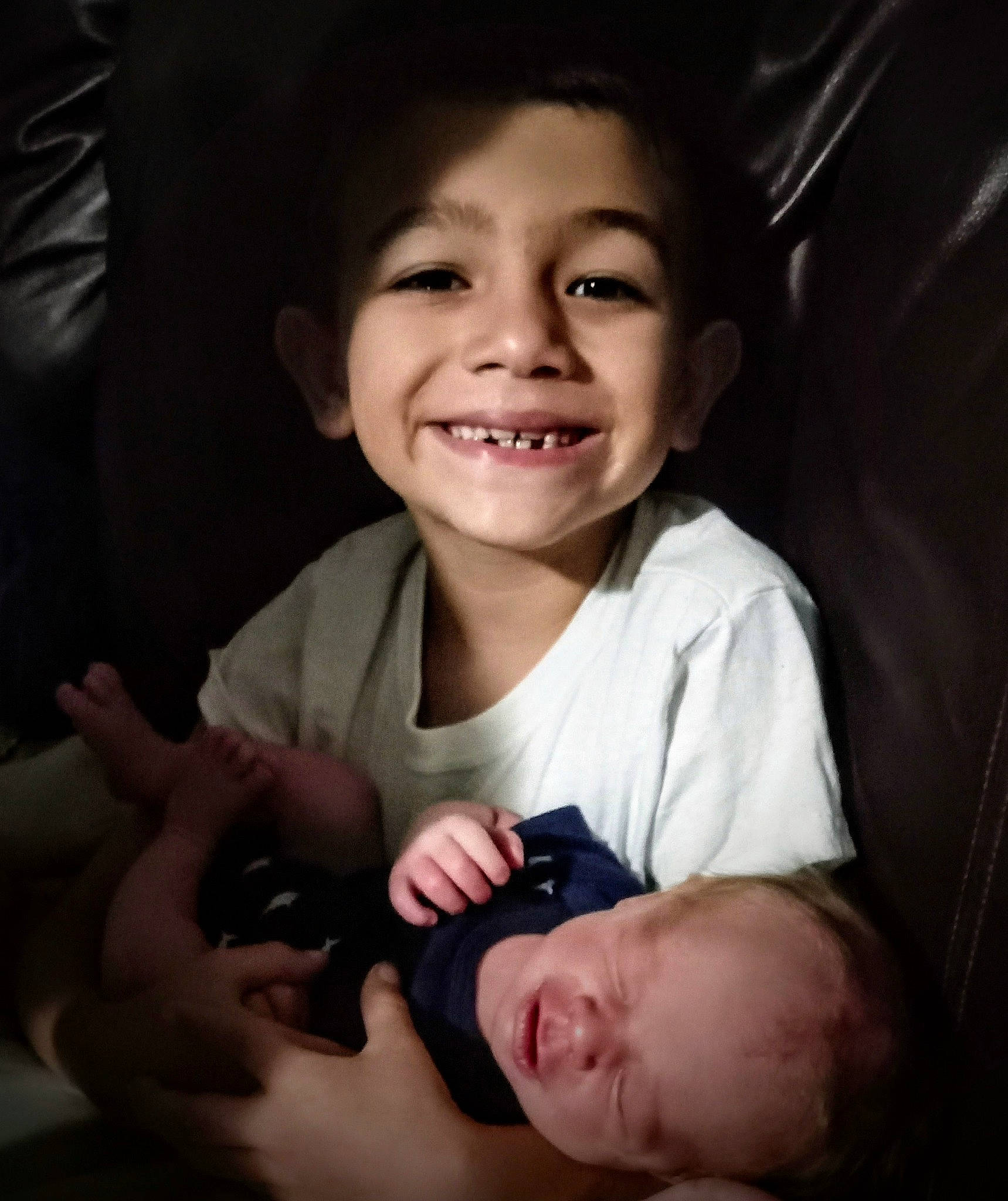 Hayden joined the competition — help win amazing prizes! arm, cheek, eyebrow, finger, flash_photography, gesture, hand, happy, human_body, iris, joy, lip, mammal, mouth, muscle, nose, person, product, skin, sleeve