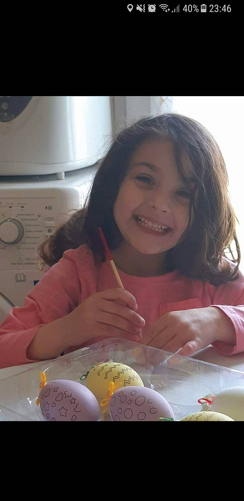 Thannina a rejoint le concours — aidez-le/la à gagner de superbes lots ! child, comfort_food, eating, food, joy, person