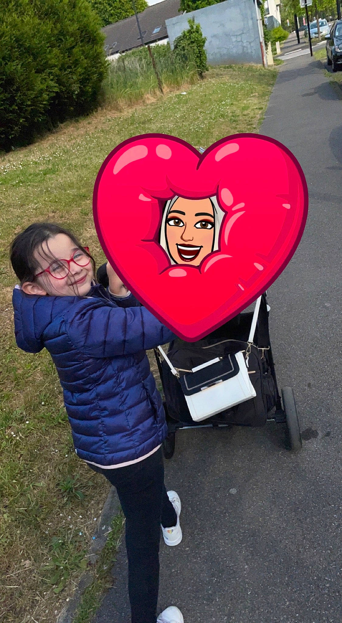 Chadliya participe au concours pour gagner de l'argent avec cette photo : art, asphalt, carmine, child, fun, gesture, grass, happy, joy, leisure, magenta, motor_vehicle, people_in_nature, person, pink, plant, recreation, red, road_surface, sidewalk