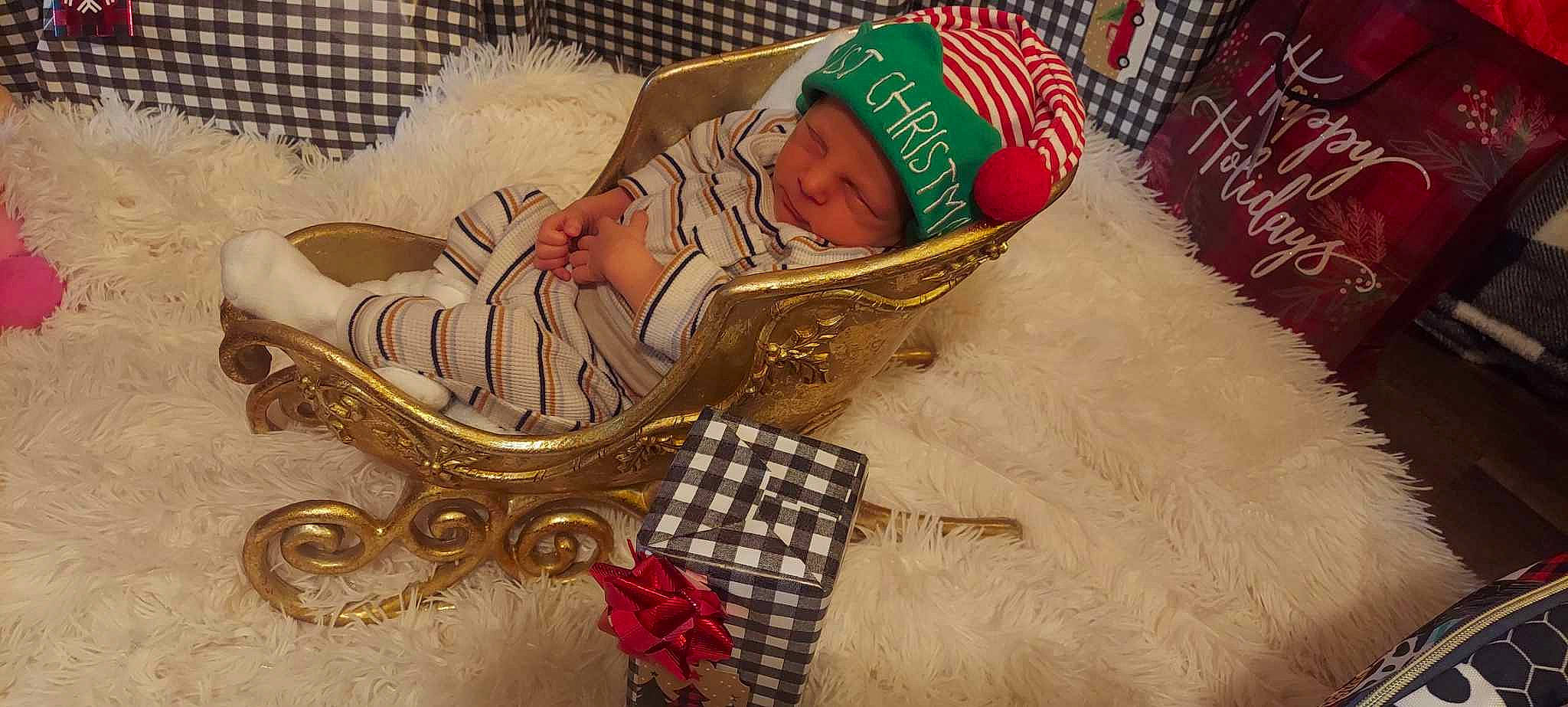 Edgar joined the competition — help win amazing prizes! art, baby, baby_products, baby_safety, baby_sleeping, baby_toddler_clothing, bedding, carmine, child, comfort, event, fashion_accessory, happy, headwear, jewellery, linens, pattern, person, room, textile